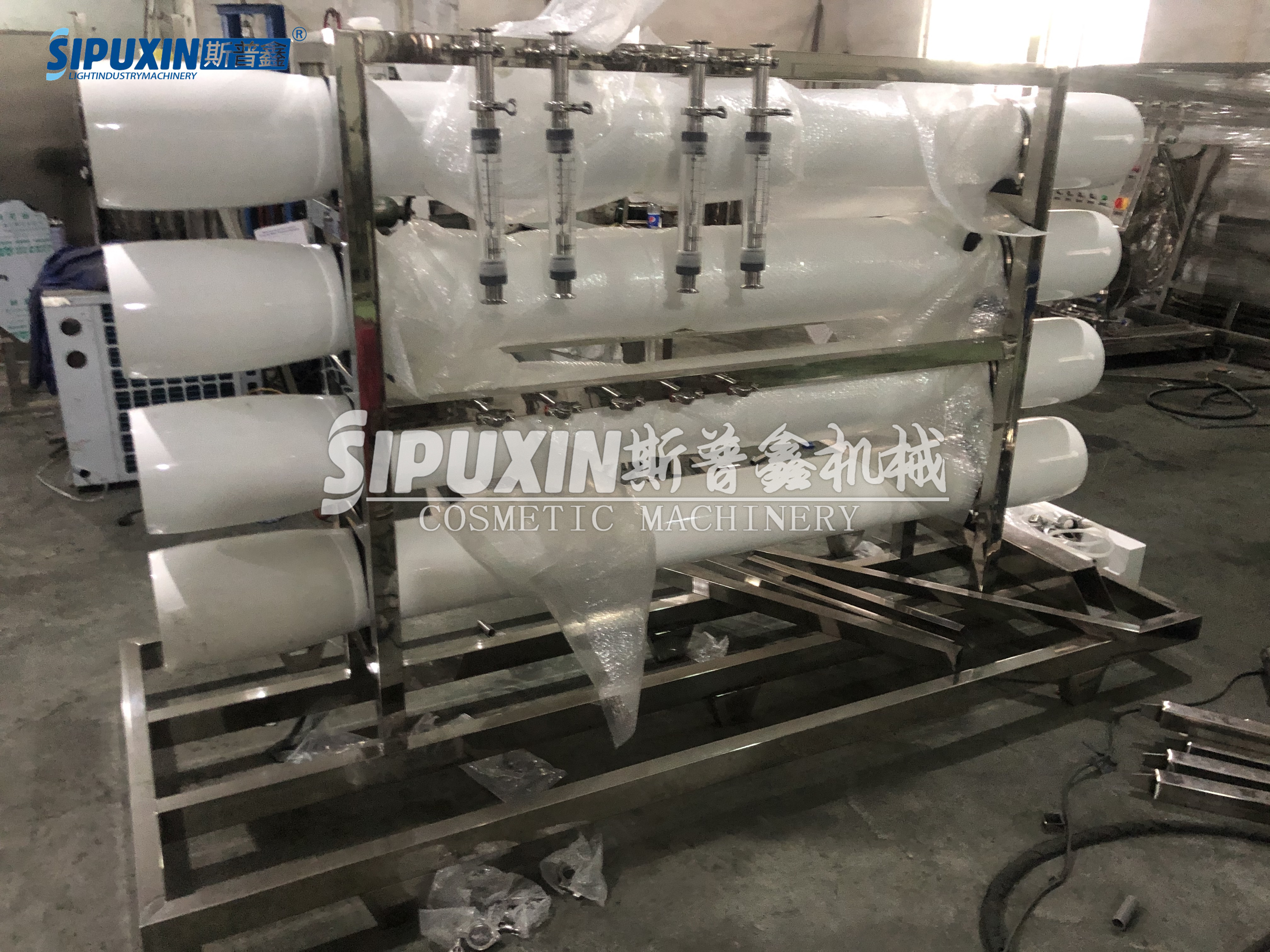 الصين Guangzhou Sipuxin Machinery Factory للبيع مرحلة اثنين عكسي معالجة المياه التناضح معالجة مرشح النظام لصابون غسول الكريم الصابون